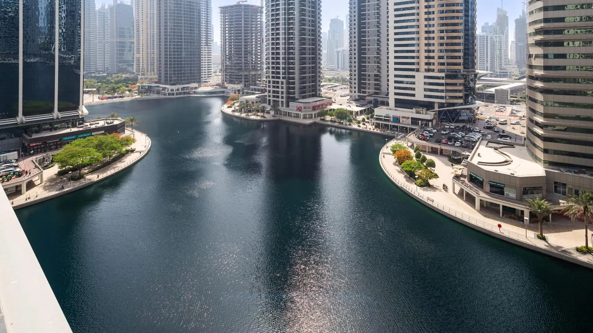 Upscale Studio Apartment In Goldcrest Views Dubai