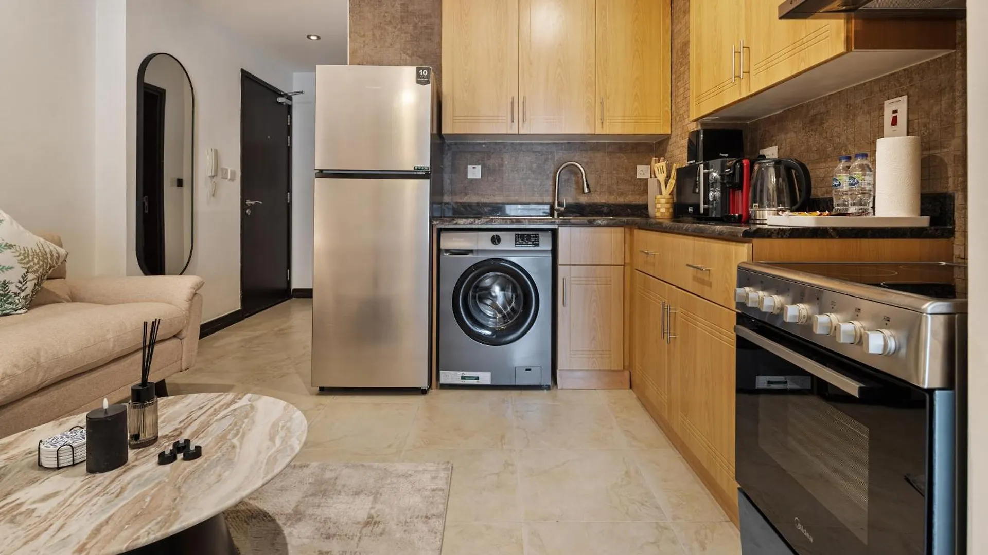 Upscale Studio Apartment In Goldcrest Views Dubai 0*,  Förenade Arabemiraten